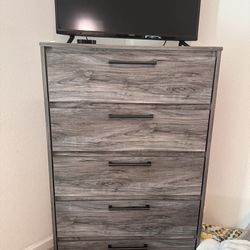 Ashley furniture Bedroom furniture set