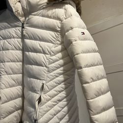 Tommy Hilfiger medium raincoat