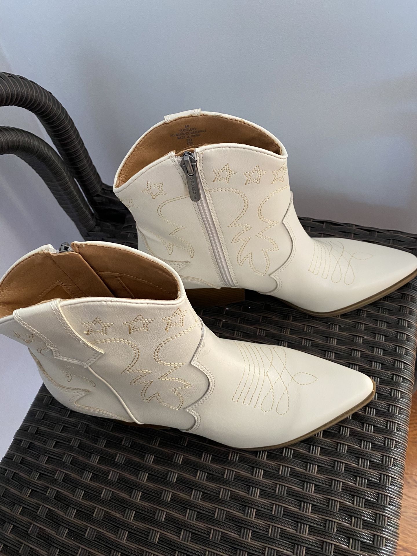 NEW Cowboy Boots — Size 8 $40