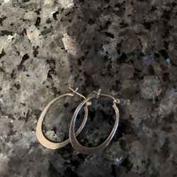 Vintage Silver Toned Hoop Earrings 