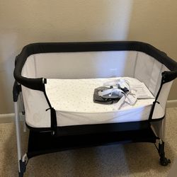 bedside bassinet 