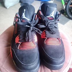 Jordan 4 Thunder Red 