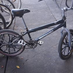mongoose 20 in with mags dented top tube as is 