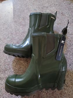 SOREL Rain Wedge Boots BRAND NEW