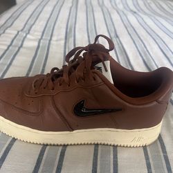 $50 - Men Nike Air Force 1'07 Premium Vintage - Size 10 at Pomona CA