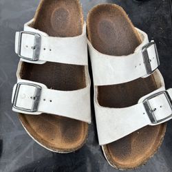 Girl Size 28 Birkenstocks 