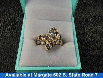 Women's Ring - Yellow Gold 14k (.585) 8.4 grams Size 6