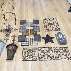 Metal Interior/Exterior Wall Decor Garden Decor