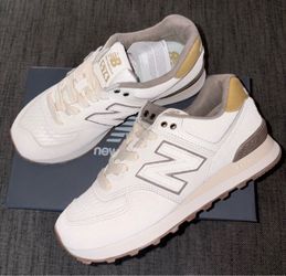 New Balance Unisex-Adult 574 V2 - size 6.5 men / 8 women
