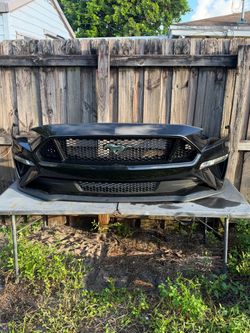 2020 Mustange parts like new