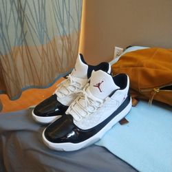 Jordan Retro 11