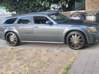 2005 dodge magnum