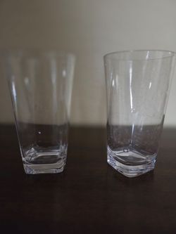 Set of 4 tall Plastic tumblers 12oz+ New $5.00 set