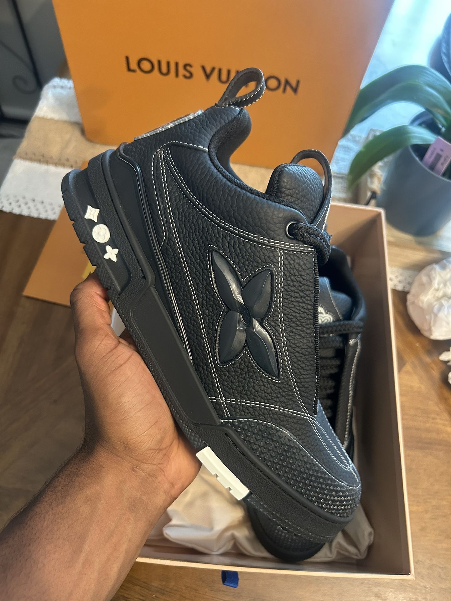 Loui Vuitton
