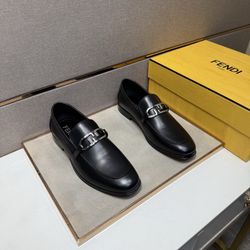 Fendi Men’s Leather Shoes With Box 2026 New 