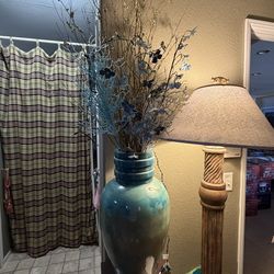 Large Vase With Decorative Flowers