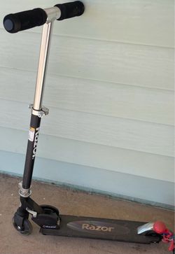 Razor scooter