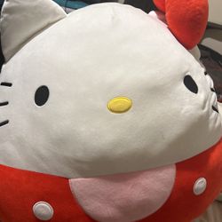 big hello kitty plushie (squishmallow)
