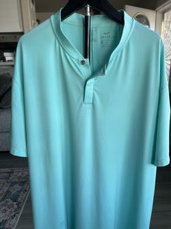 Men’s Nike Dri-fit Polo Shirt/No Haggling Please!