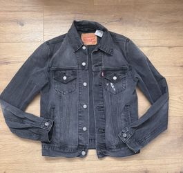 Levis Denim Jacket Size Small