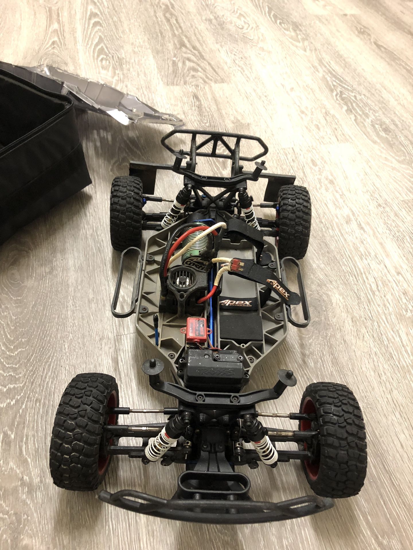 Traxxas 4x4 slash with mamba monster brushless