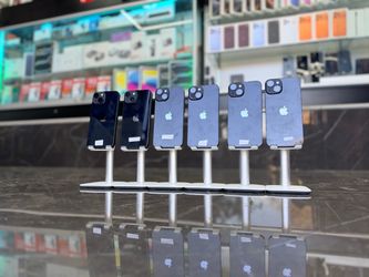 iPhone 14 (Unlocked) 1 Year Warranty(Take It Home In Payments/ llévatelo a casa en pagos) only $10 down