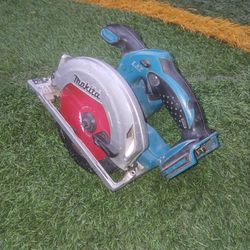 Makita Skilsaw 