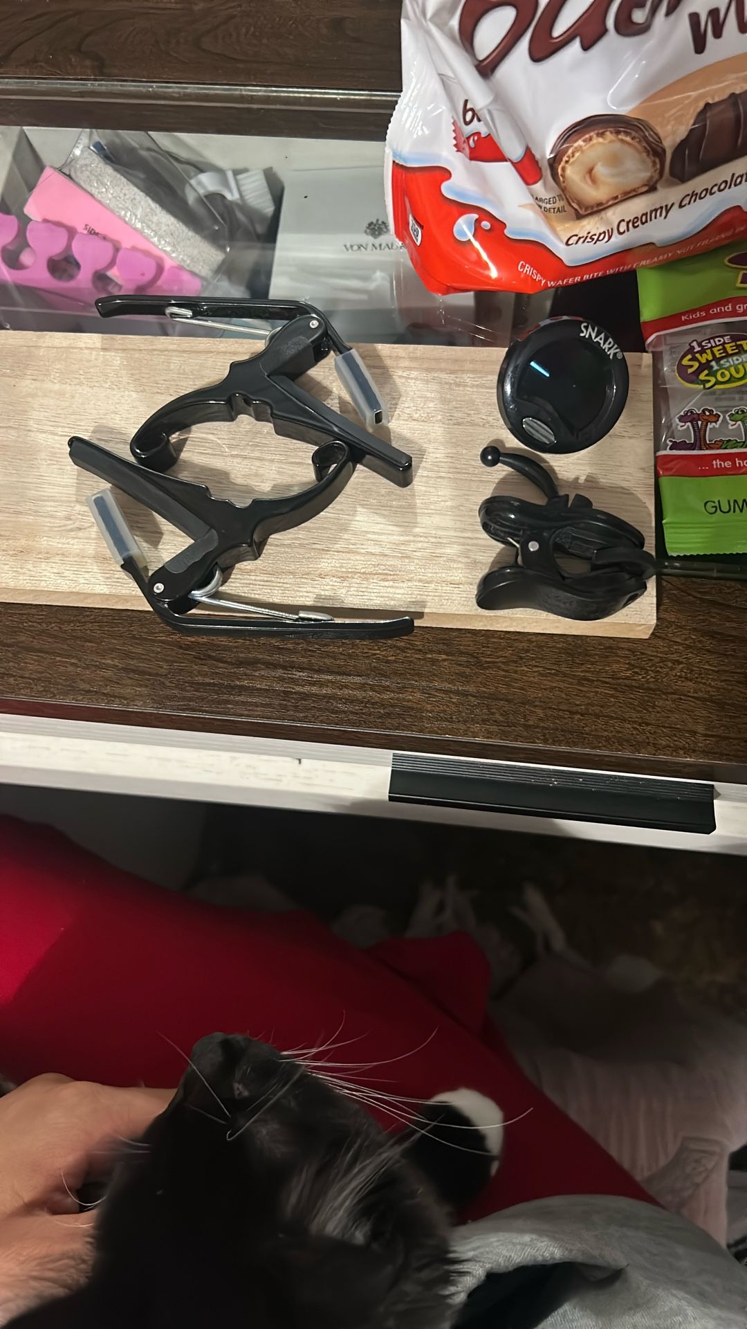 It All New guitar tuners