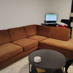 Carter Sectional With Chaise