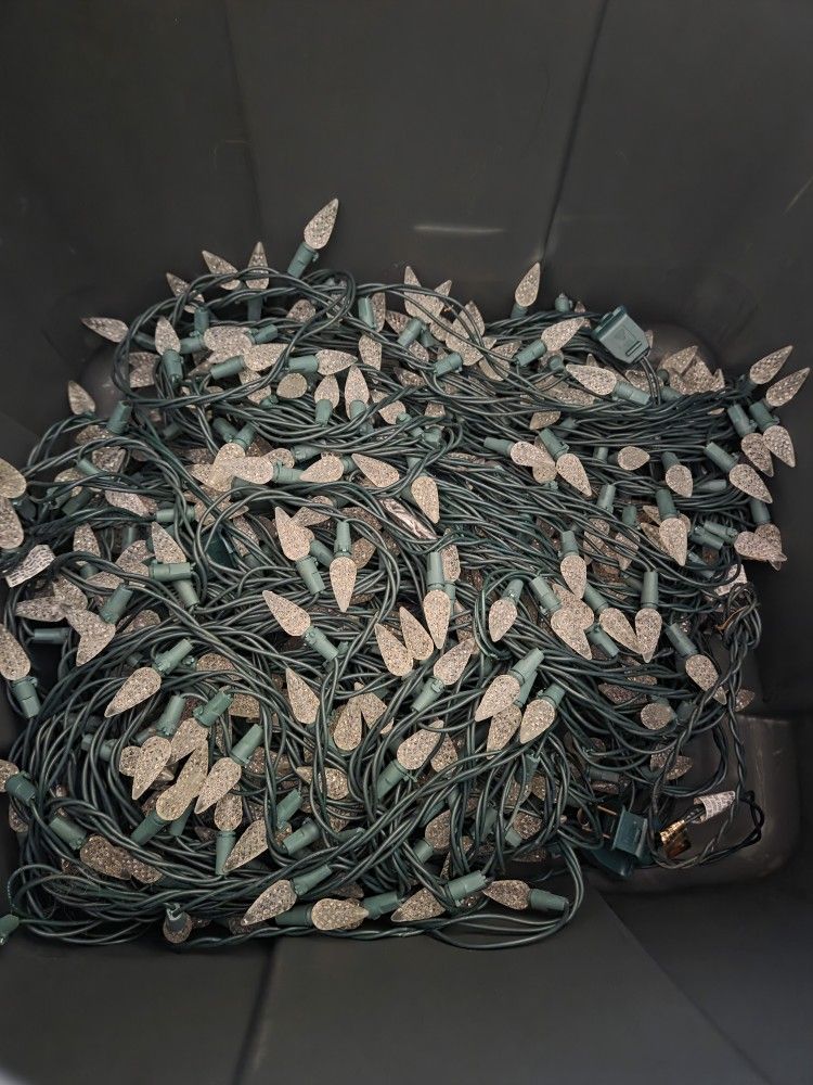 White Christmas Lights OUTDOOR