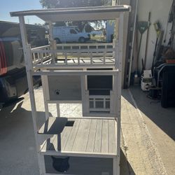 Cat Tower 