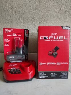 Milwaukee M12 Fuel Brushless Cordless 3in Cut Off Tool Kit. $190