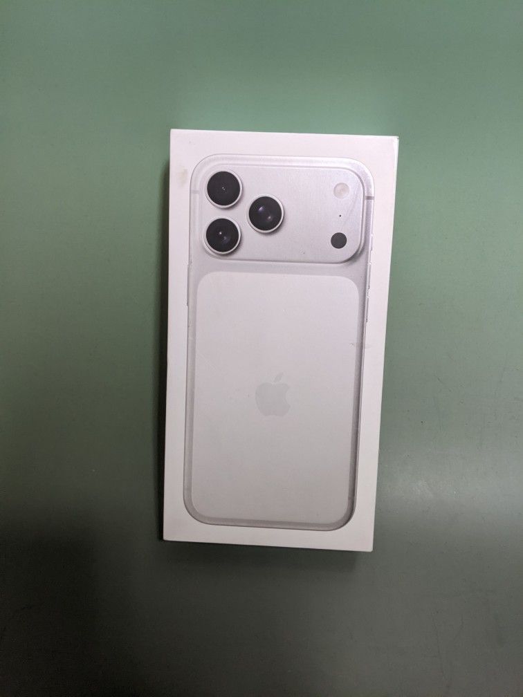 Apple IPhone 17 Pro Unlocked Brand New 256gb - 5 Dollars Down No Credit Needed! 