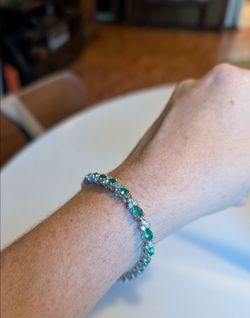 Tennis Bracelet! Emerald and Diamond 💎