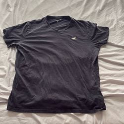 Hollister shirt