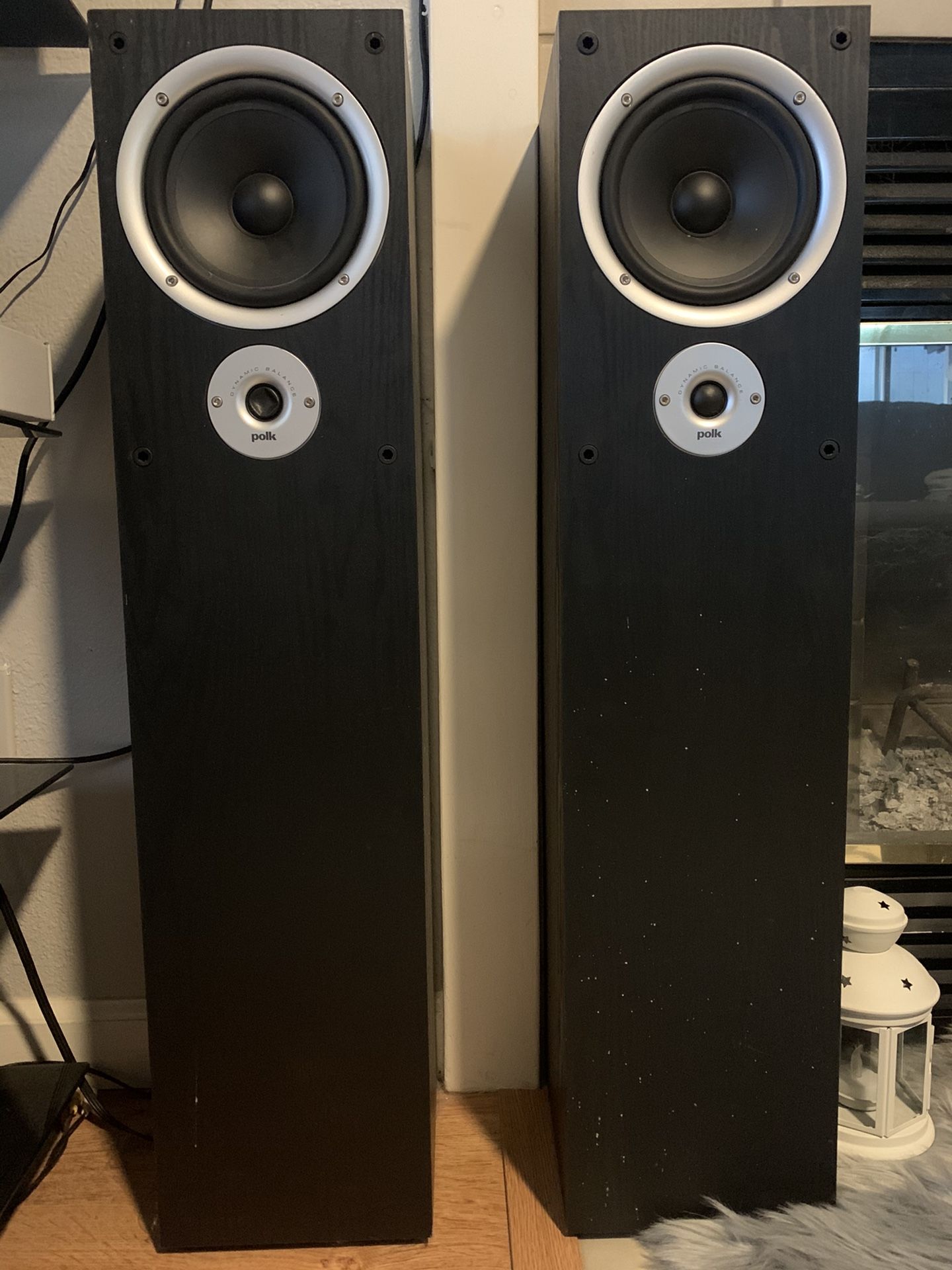 Speakers, Polk audio- Floor standing speakers, Dynamic balance