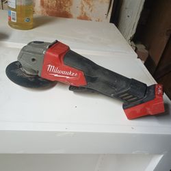 Milwaukee Grinder