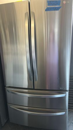 LG4 Door  French Door Refrigerador water And Ice Inside