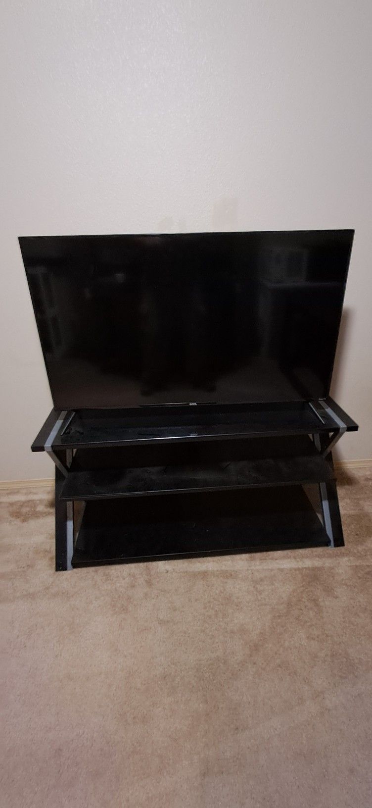 50in Onn Roku Tv And Stand 