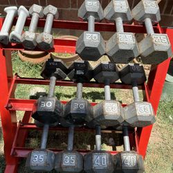 WEIGHTS AND WEIGHT BENCH 