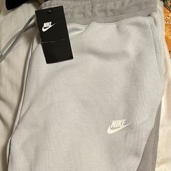 Nike Tech Pants XL Platinum/Gray 