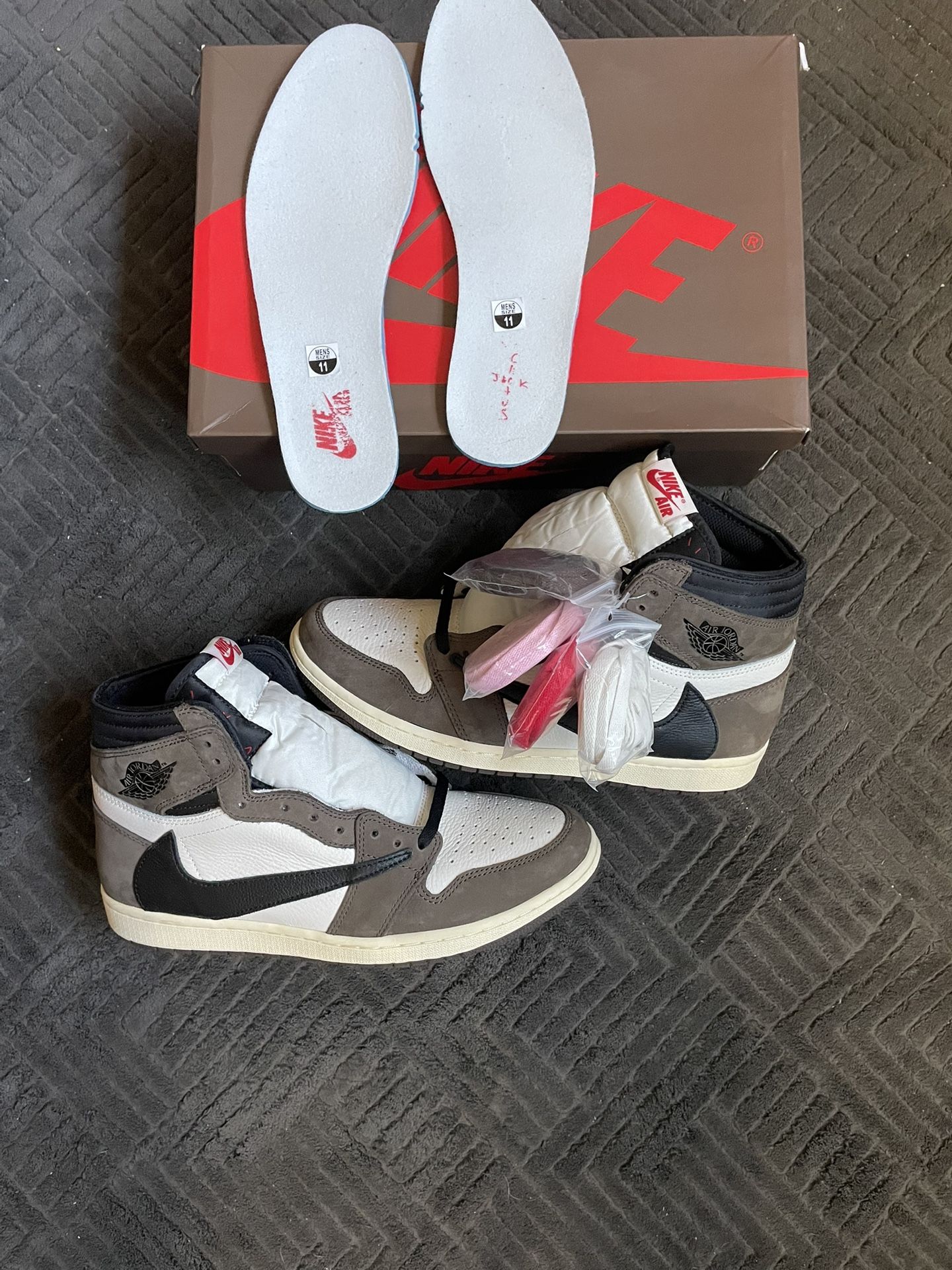 Travis Scott Mocha Highs
