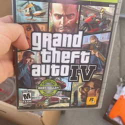 Grand Theft Auto 4 IV (Xbox 360, 2008) Complete CIB 