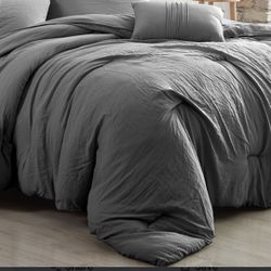 Comforter  Queen Size