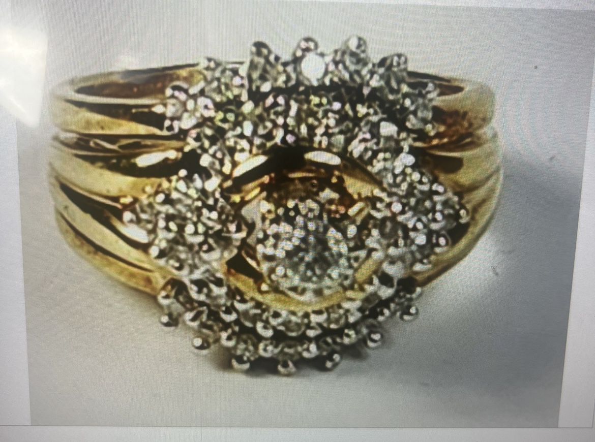 Engagement/Wedding Ring