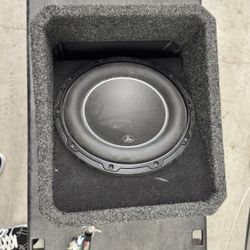 JL Audio 10” W6 Subwoofer With Ported H.O. Wedge