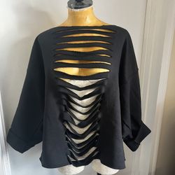 Distressed sweatshirt 