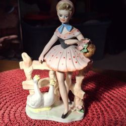 VINTAGE FIGURINE- GIRL WITH GEESE