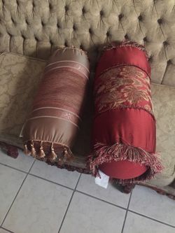 Cojines decorativos $10.00 cada uno