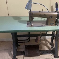 Classic Sewing Machine 
